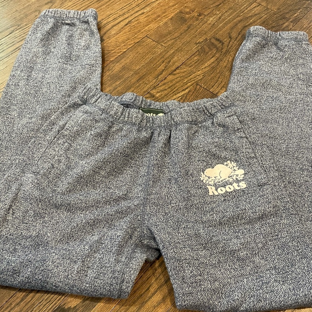 Roots xxs joggers 🦫 🍃